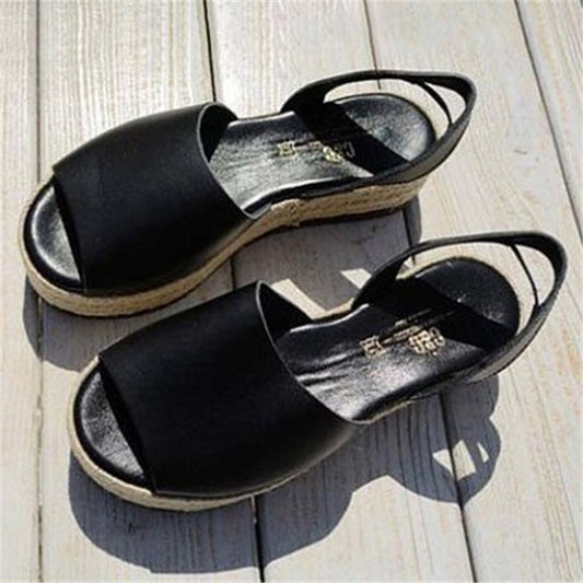 Hilloca sandals